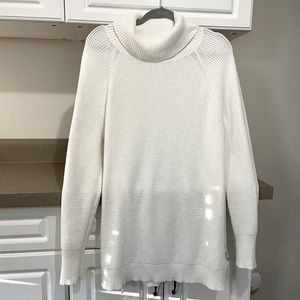 NWOT — J. Crew Mercantile Posh White Sweater